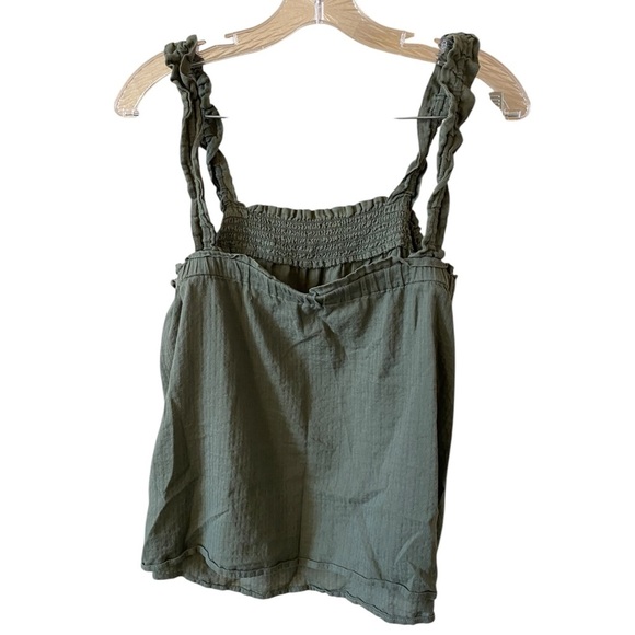 Banana Republic Green Smocked Tank Top - Picture 3 of 4